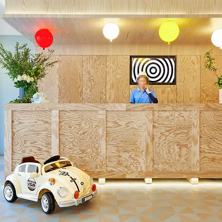 Joke - Astotel Paris