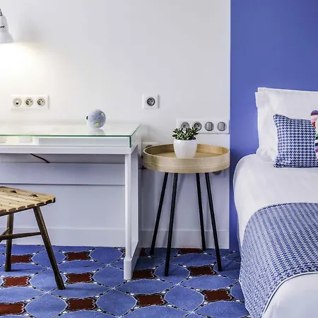 Joke - Astotel Paris