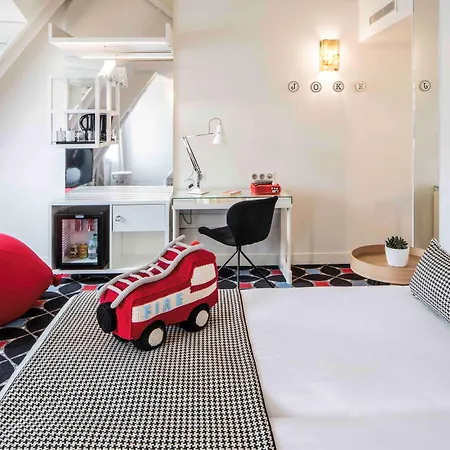 Joke - Astotel Hotel Paris