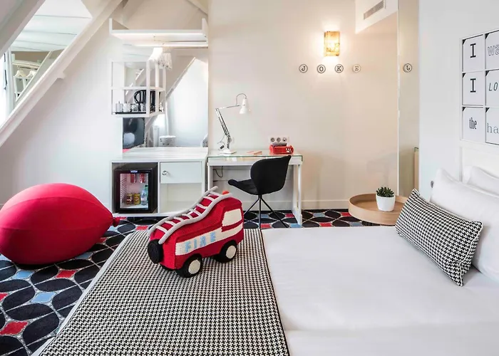 Joke - Astotel Hotel Paris