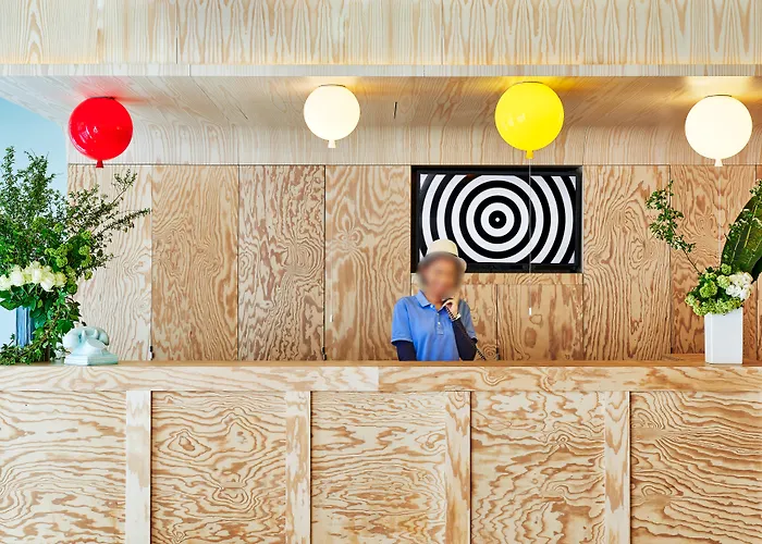 Joke - Astotel Hotel Paris