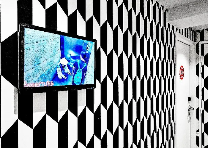 Joke - Astotel Paris