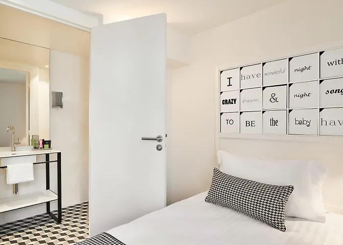 Joke - Astotel 3* Paris