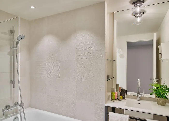 Joke - Astotel Hotel Paris